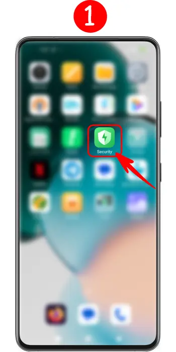 الانتقال لتطبيق الحماية (Security) في الشاشة الرئيسية لشاومي لتفريغ الذاكرة المخبأة
