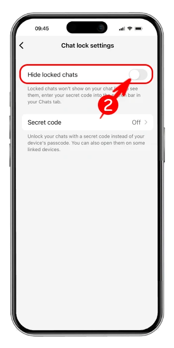 اکنون برای تنظیم کردن secred code تیک مقابل گزینه "Hide locked chats" را فعال کنید.